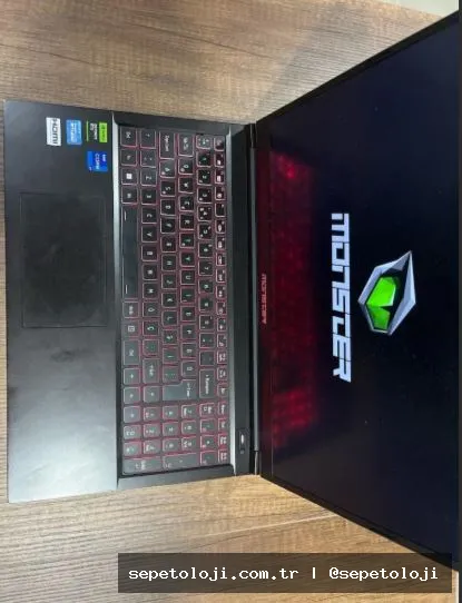 Monster Gaming Laptop i7 RTX - Yüksek Performanslı Fırsat!