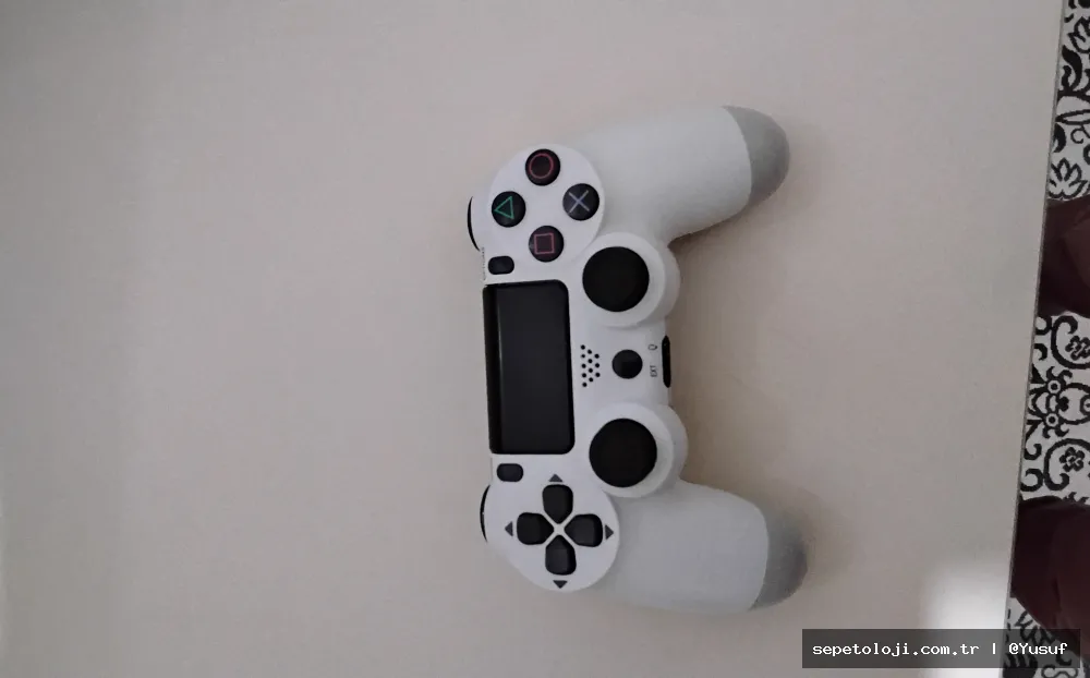 PlayStation 4 Oyun Kolu Çakma