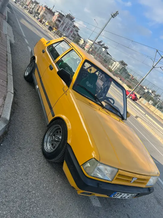 Göz Kamaştıran Sarı Tofaş Şahin: Özel Jantlar, Carlsberg Detaylar!